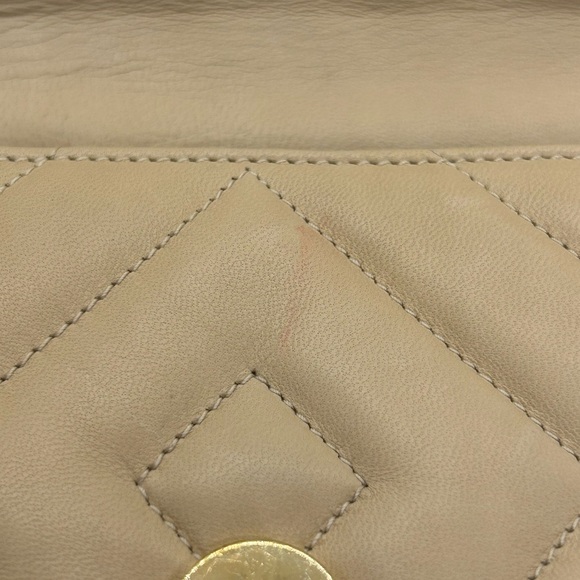 CHANEL Vintage Diamond Quilted Lambskin Pearl Gold Chain Shoulder Bag Small - Picture 13 of 16